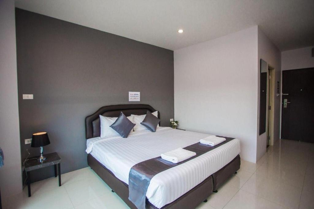 The Bed Hotel Phitsanulok Zewnętrze zdjęcie